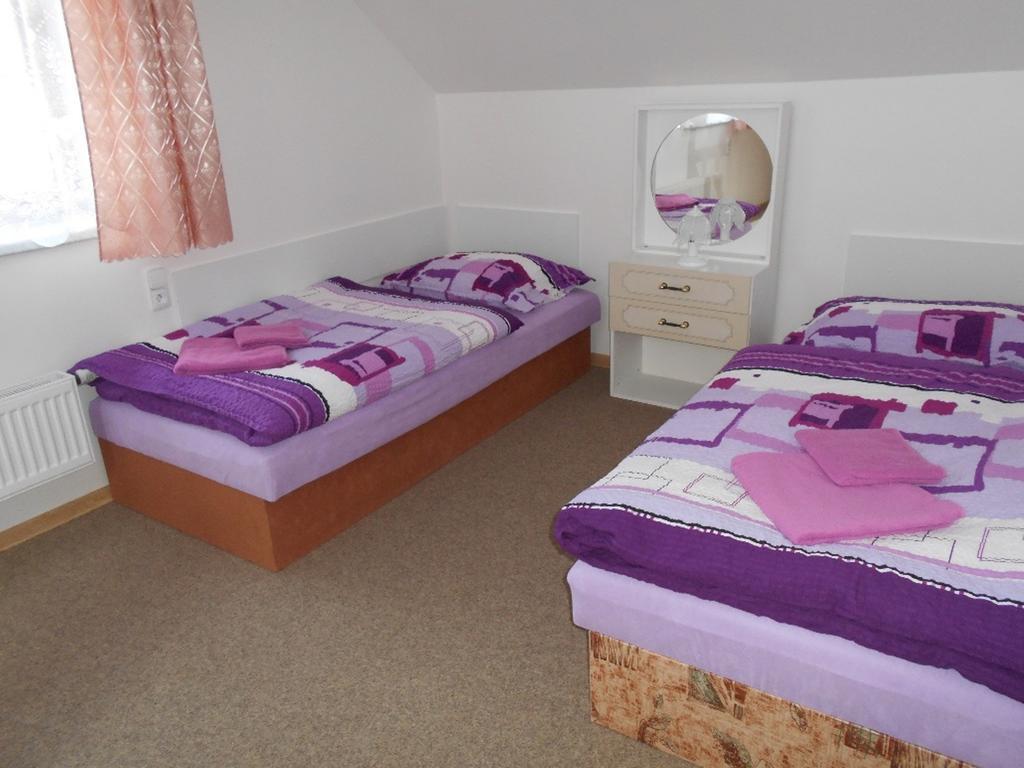 Apartment U Erlebachu แชร์นีดุล ภายนอก รูปภาพ